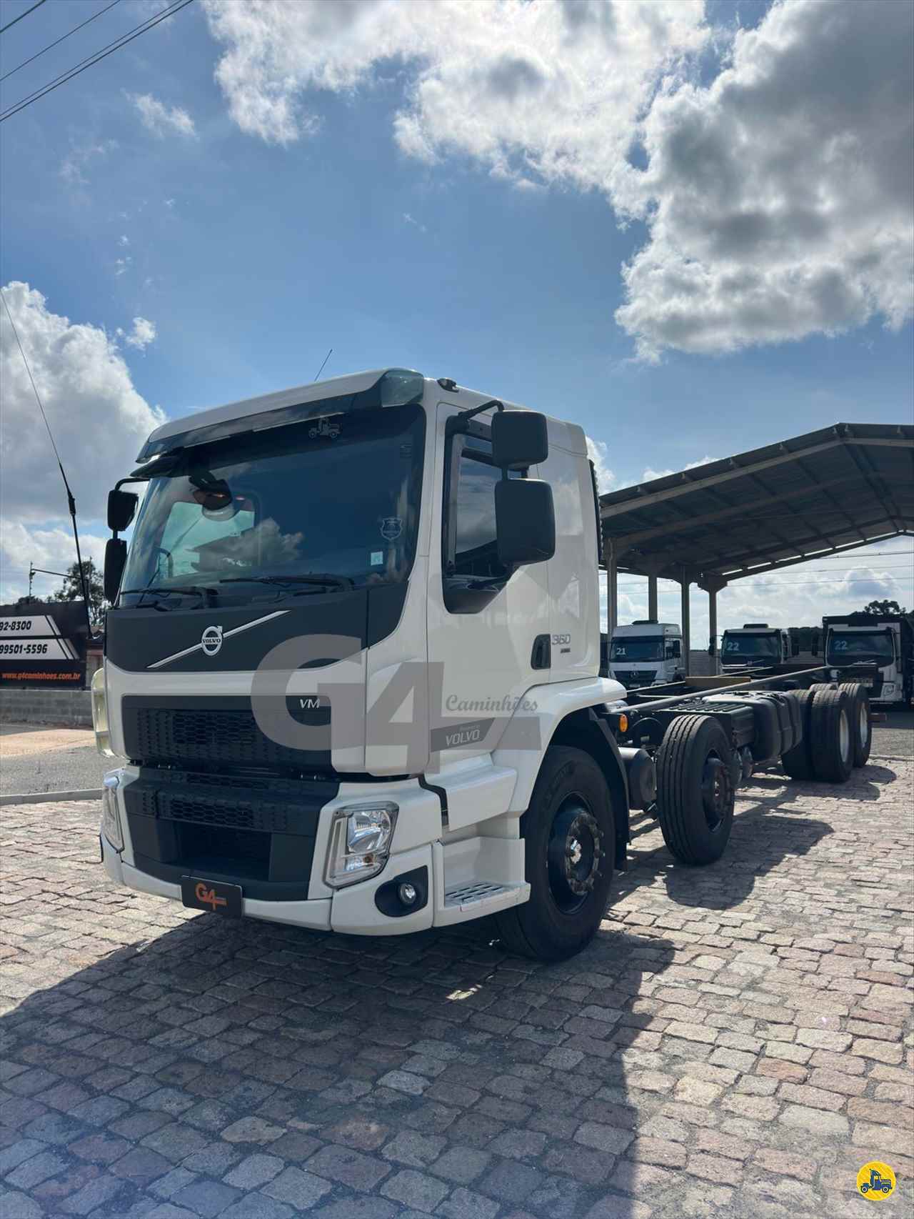CAMINHAO VOLVO VOLVO VM 360 Chassis BiTruck 8x2 G4 Caminhões CAMPO LARGO PARANÁ PR